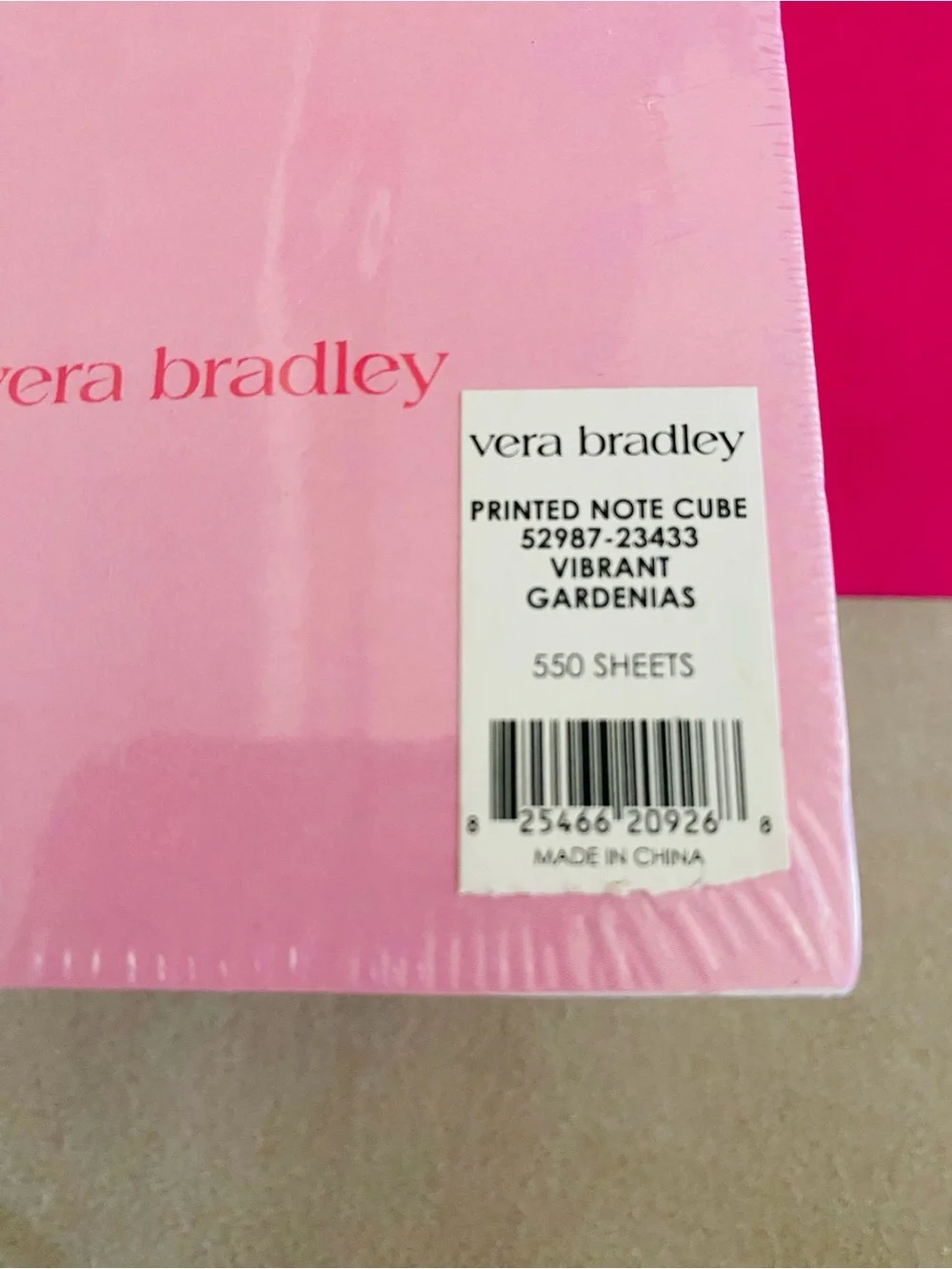 Vera Bradley Printed Note Cube NWT Vibrant Gardenia. 550 sheets